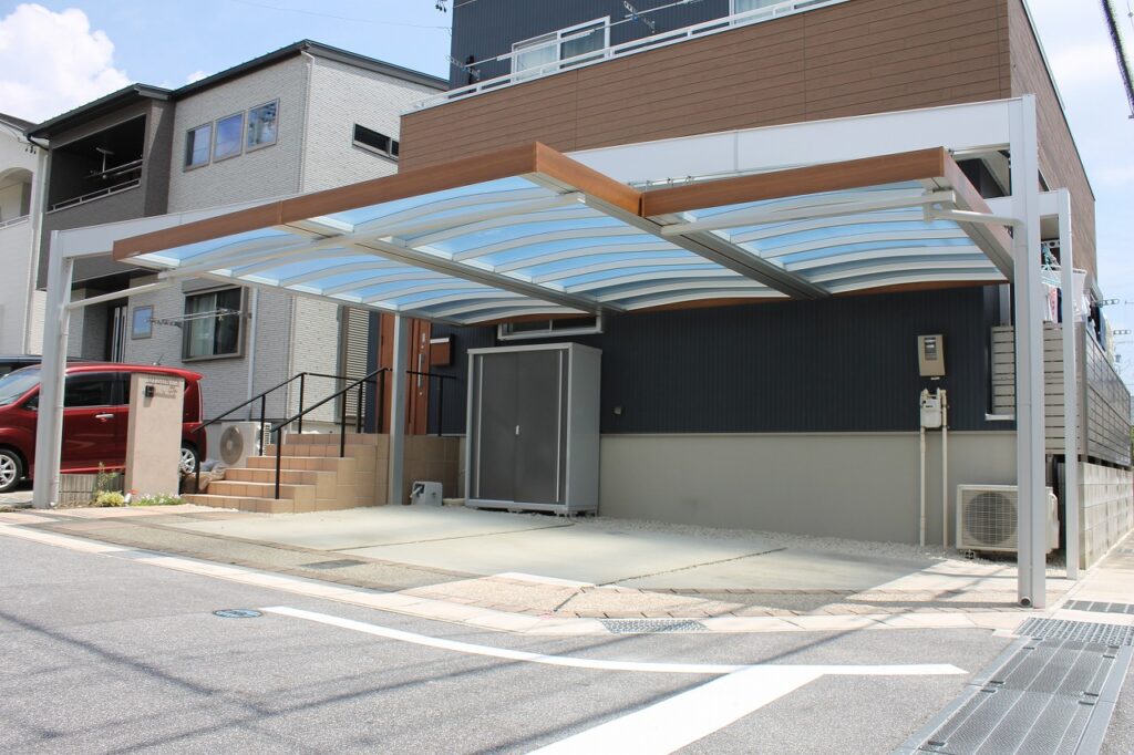 3台用カーポート|マイピュアガーデン | 愛知県岡崎市・幸田町 外構・新築外構・エクステリア・お庭工事の専門店
